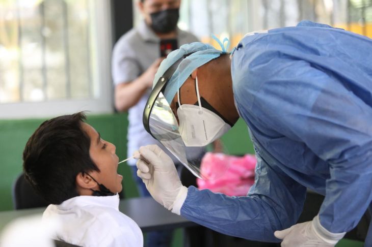 Arranca aplicación aleatoria de pruebas de Covid-19 en escuelas de Yucatán